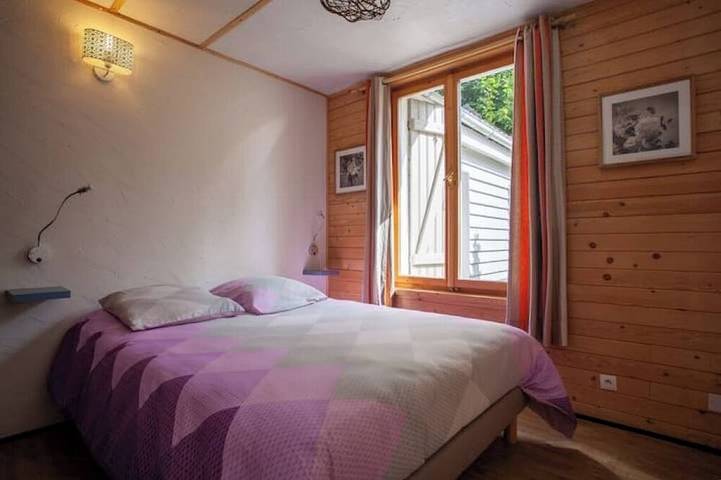 Location de vacances pour 6 personnes, avec jardin et terrasse, animaux acceptés à Bullion (homonymie) - 4