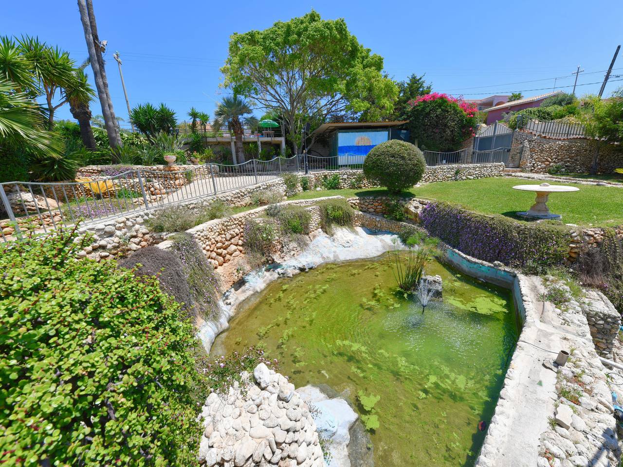 Vella in Siracusa, Siracusa e dintorni