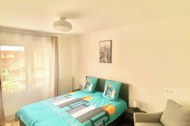 Location de vacances pour 12 personnes à Drancy - 3