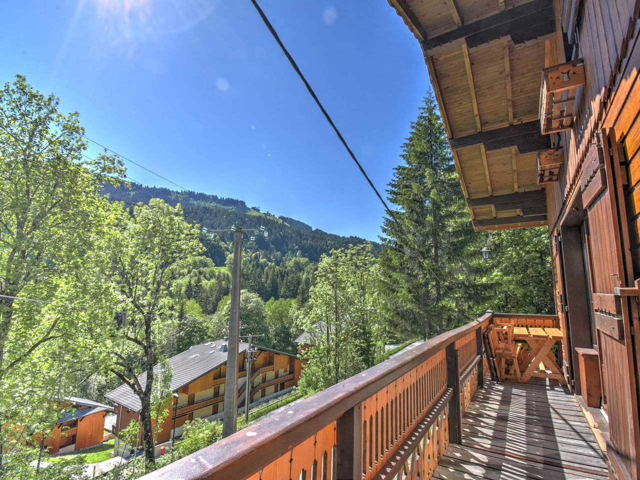 Detached chalet in Morzine, 200m from cable car, parking, for 10 people in Morzine, Les Portes du Soleil