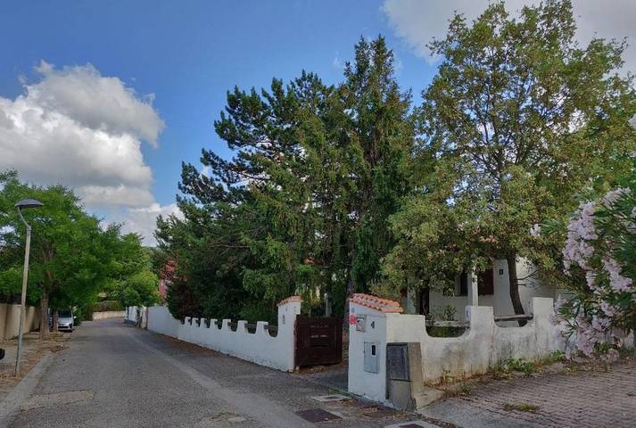 Location de vacances pour 9 personnes, avec jardin, animaux acceptés à Trets - 2