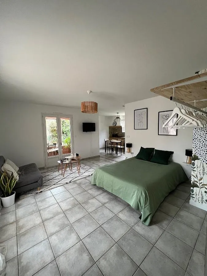 Apartamento de vacaciones para 2 personas, con terraza y jardín - 1