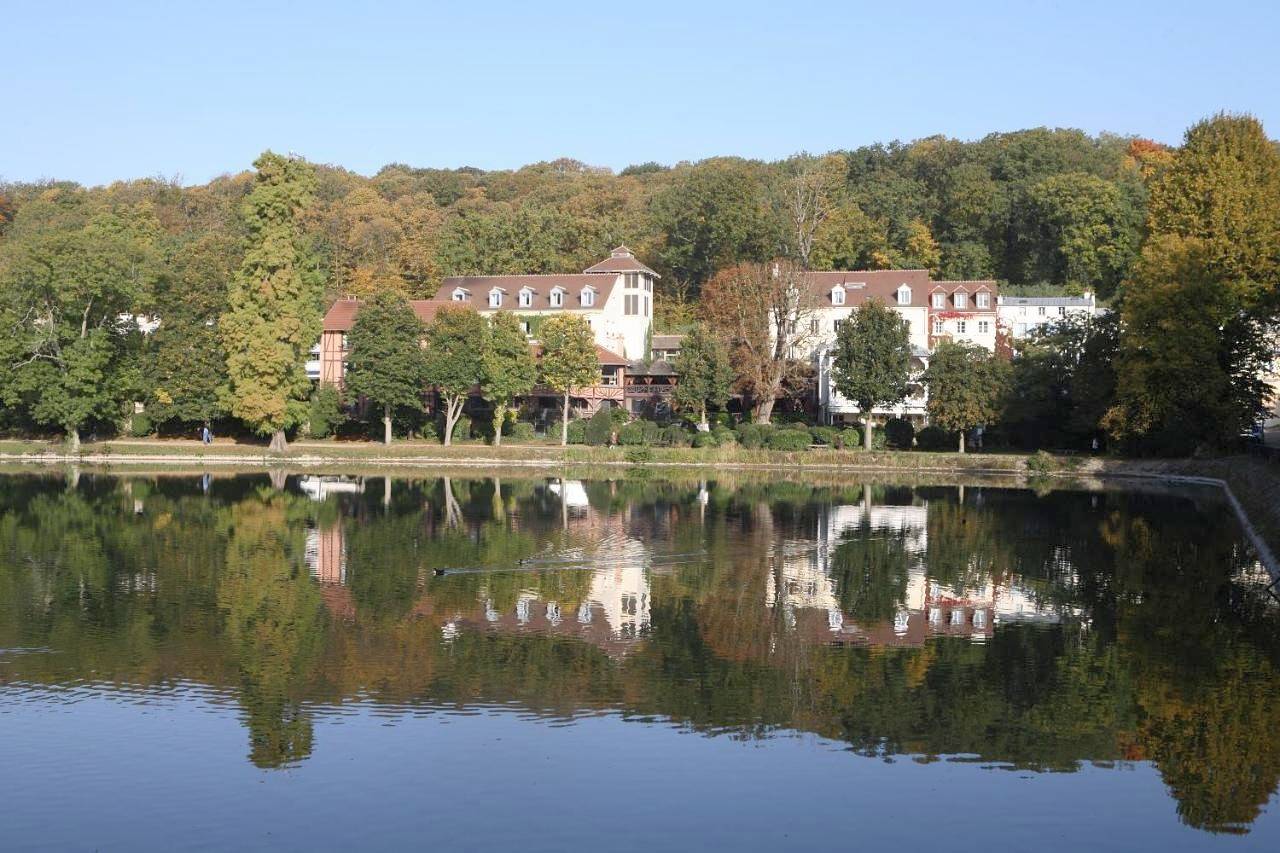 Les Etangs de Corot in Ville-d'Avray, Hauts-de-Seine