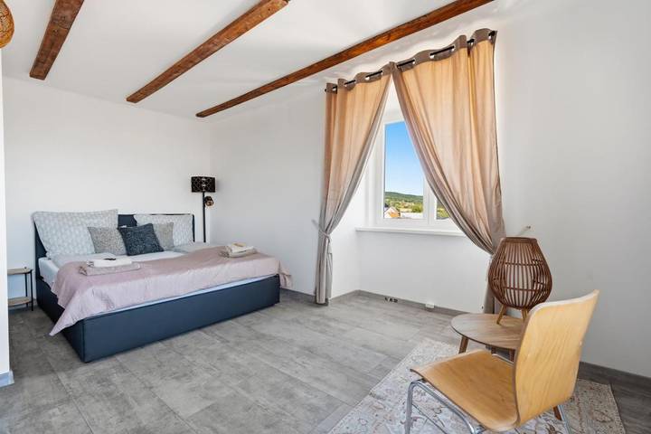 Ferienwohnung für 7 Personen, mit Seeblick und Ausblick in Rechnitz