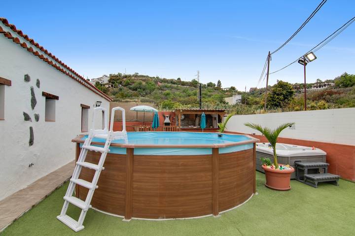 Casa rural para 4 personas, con Jacuzzi y Jardín en Vega de San Mateo - 2