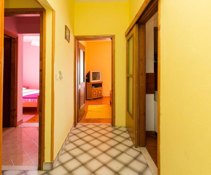 Ferienwohnung für 4 Personen, mit Meerblick und Balkon in Zaton - 2