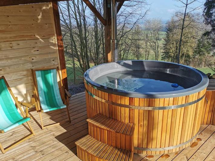 Ferienwohnung für 2 Personen, mit Whirlpool und Terrasse sowie Pool und Sauna