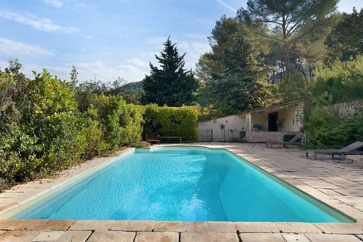 Ferienhaus 'Bergerie Des Estelles' mit Bergblick, WLAN und Klimaanlage in Auriol, Mittelmeerküste (Frankreich)