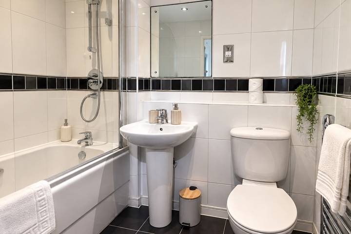 Appartement de vacances entier, 1-bed - Sleeps 4 - Parking - Central Location in Wolverhampton, Région de Birmingham
