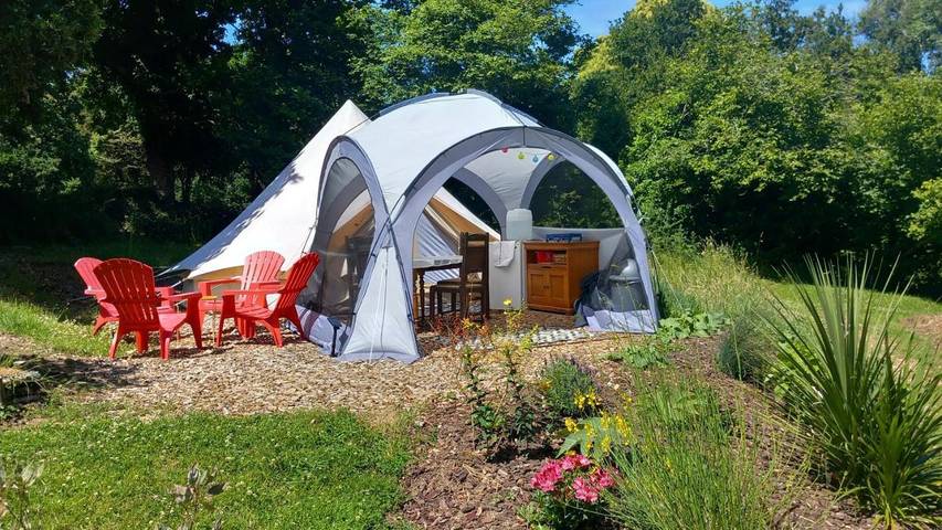 Gîte pour 4 personnes, avec vue et jardin à Tréduder - 2