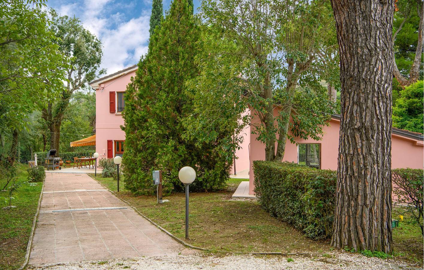 Maison de vacances pour 9 personnes avec piscine in Montelabbate, Valle del Metauro
