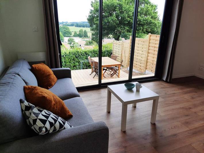 Location de vacances pour 4 personnes, avec vue ainsi que terrasse et jardin à Les Châtelliers-Châteaumur - 3