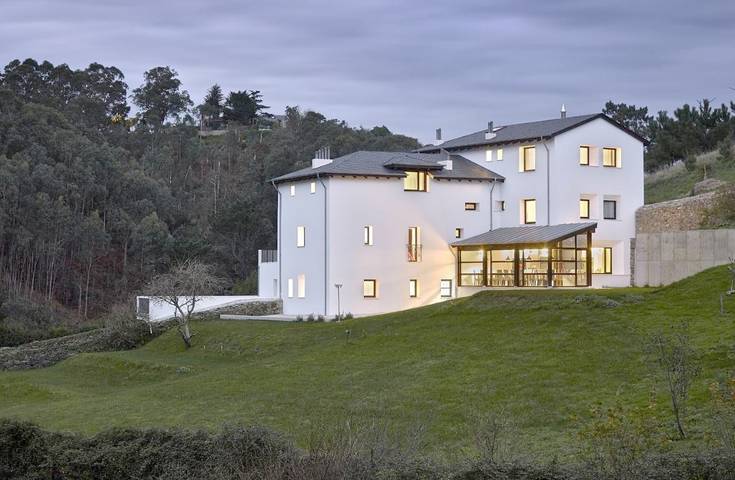 Chalet para 22 personas, con jardín y vistas en Costa Occidental Asturiana - 2