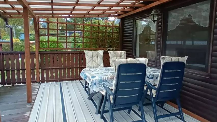 Ferienhaus für 4 Personen, mit Garten und Balkon in Schwarz - 3