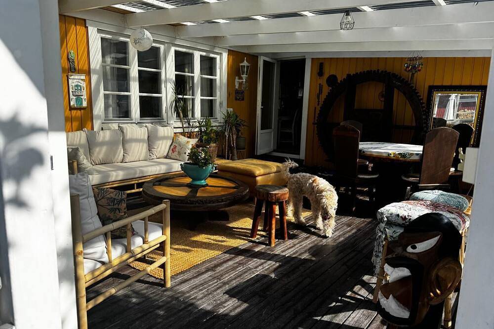 Private Room with Shared Kitchen & Bathroom. in Uppsala