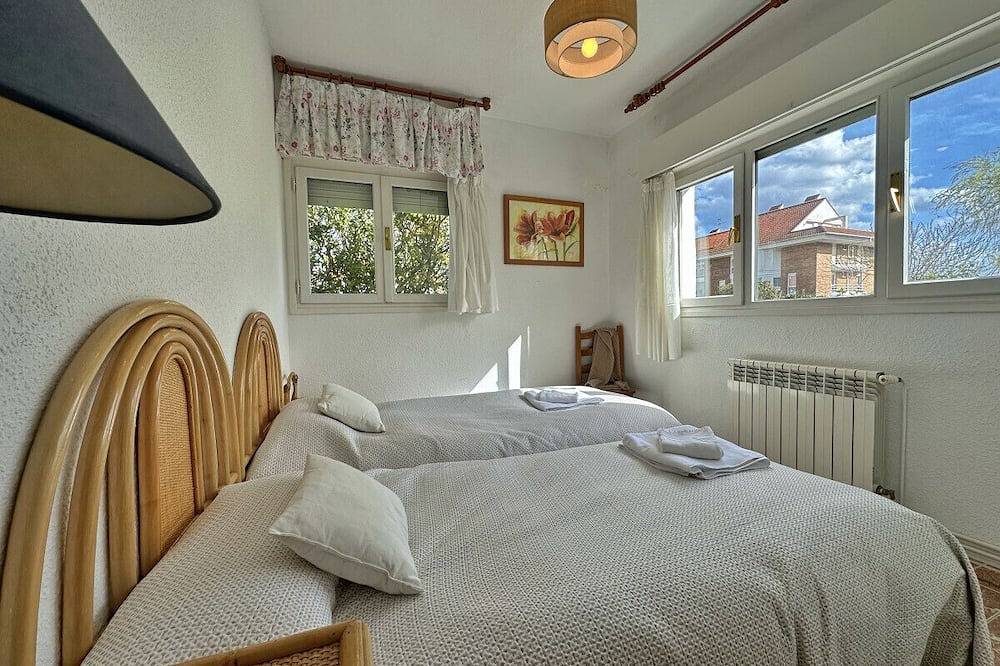 Casa Primera Línea en Berria - Chalet Pitu 17801 in Santoña, Cantabrian Coast