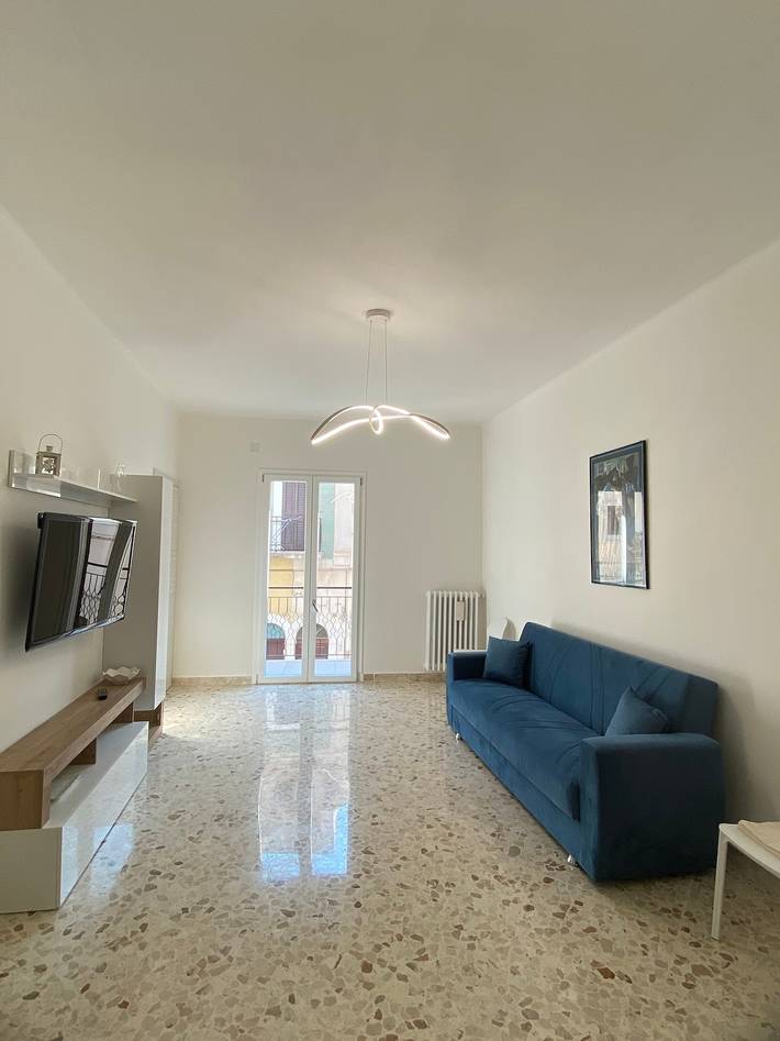 Apartment 'Dimora Di Vagno' mit Meerblick, Balkon und Klimaanlage in Mola di Bari, Bari Provinz