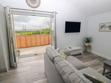 Lodge for 5 People in Summerhill (Pembrokeshire), Pembrokeshire, Photo 1