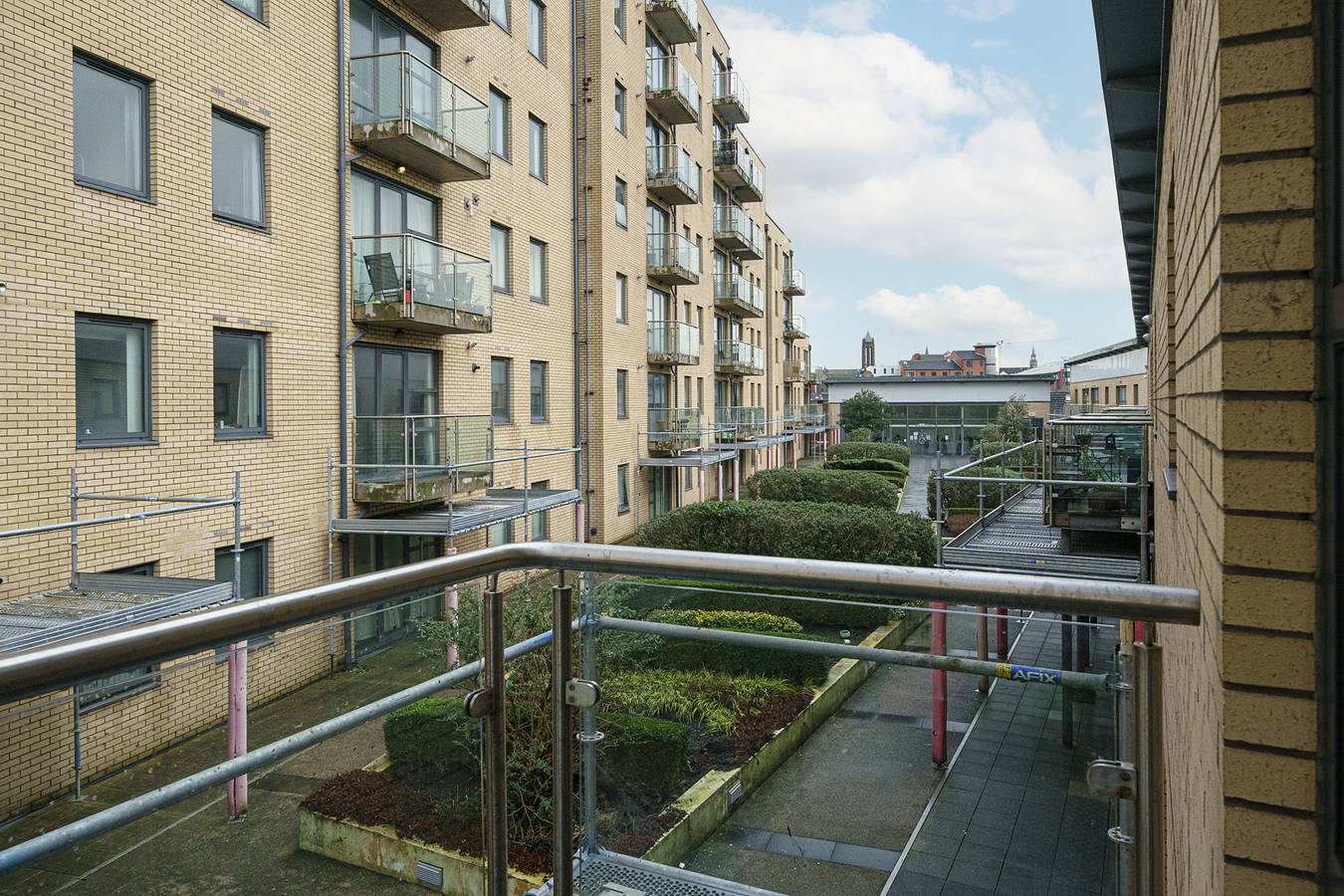 Ganze Wohnung, Spacious 2 Bed in City Centre | Gym and Parking - Pass the Keys in Belfast, Grafschaft Antrim