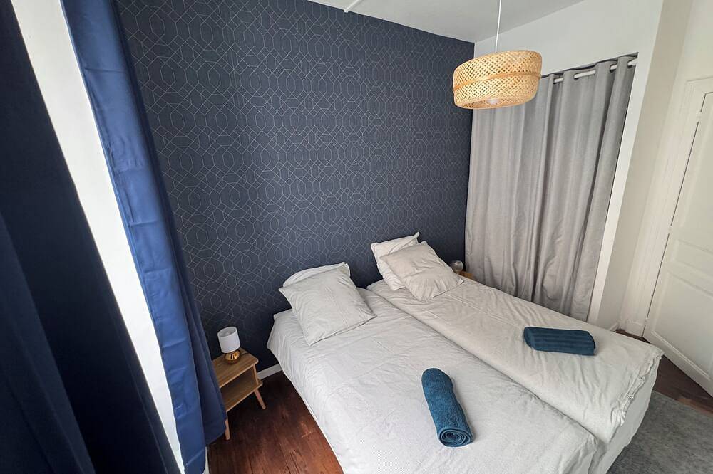 Appartement entier, Magnifique appartement plein cœur de Pau avec patio et garage privé in Pau, Béarn