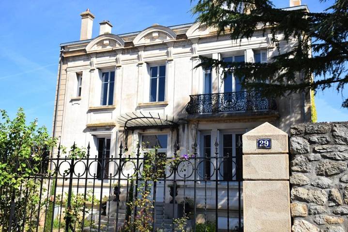Maison d’hôte pour 4 personnes, avec Terrasse ainsi que Jardin et Piscine