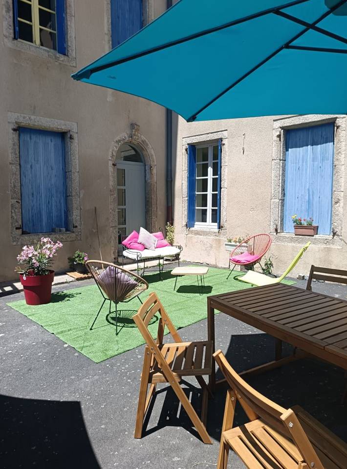 Chambre d’hôte pour 2 personnes, avec jardin, animaux acceptés à Saint-Alban-sur-Limagnole