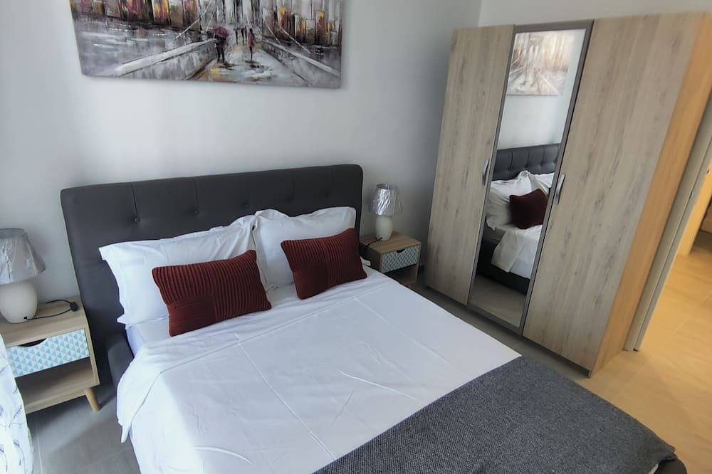 Ganze Wohnung, \"Maison Viola\"<br>Stunning three-room newly renovated apartment 2 steps from Monaco in Beausoleil, Nizza und Umgebung