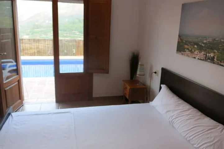 Guesthouse for 4 people, with pool and terrace - 1