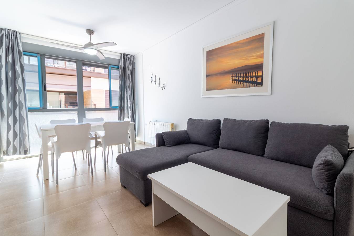 Apartamento entero, Global Vacacional: Bonito apartamento cerca de la playa in Puerto de Sagunto, Sagunto