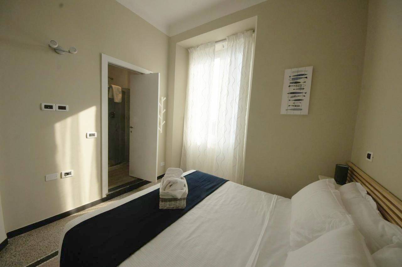 Luna Rooms in Bagni Olimpia, Savona