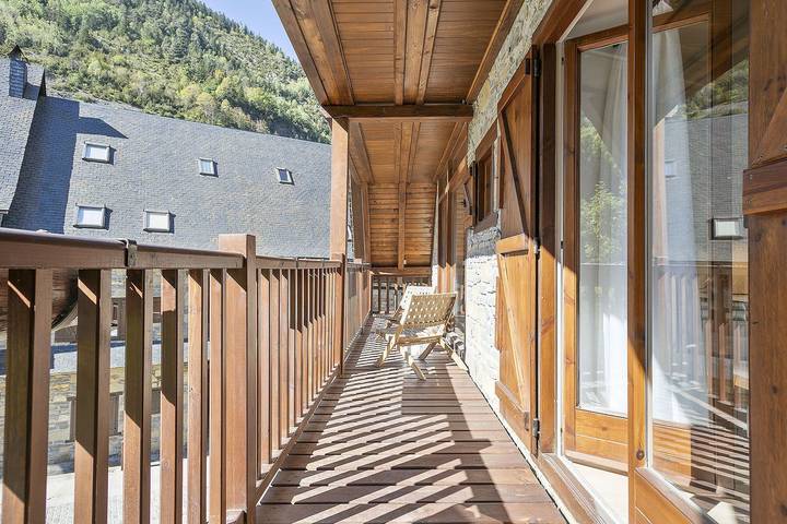 Appartement entier, Appartement de vacances pour 8 personnes avec balcon in Naut Aran, Baqueira Beret