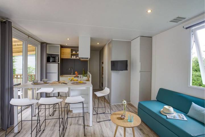 Camping pour 6 personnes, avec terrasse ainsi que jardin et piscine, adapté aux familles dans le Loir-et-Cher - 3