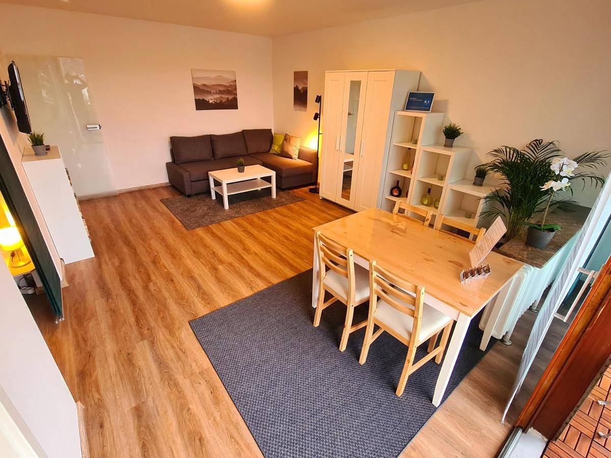 Geheel appartement, Apartment with Balcony in Bad Kissingen, Rhön-Bayern