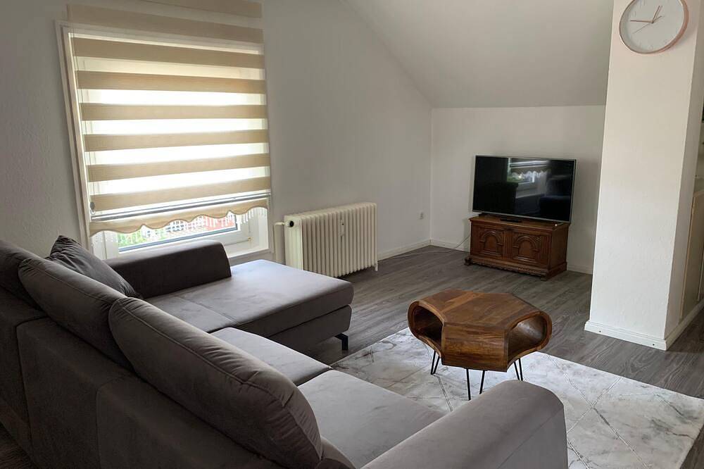 Ganze Wohnung, Renovierte gemütliche Ferienwohnung bei Hamburg in Reinbek, Kreis Stormarn