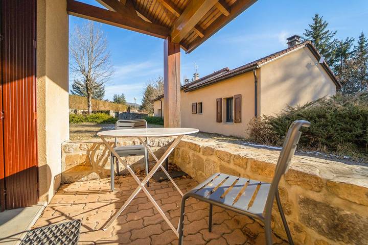Gîte pour 4 personnes, avec Terrasse et Jardin à Le Malzieu-Ville - 2