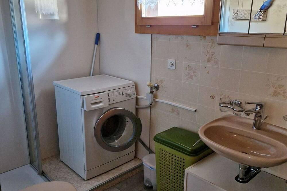 Ganze Wohnung, Schöne Wohnung für 4 Gäste mit Tv und Balkon in Betten, Aletsch Arena