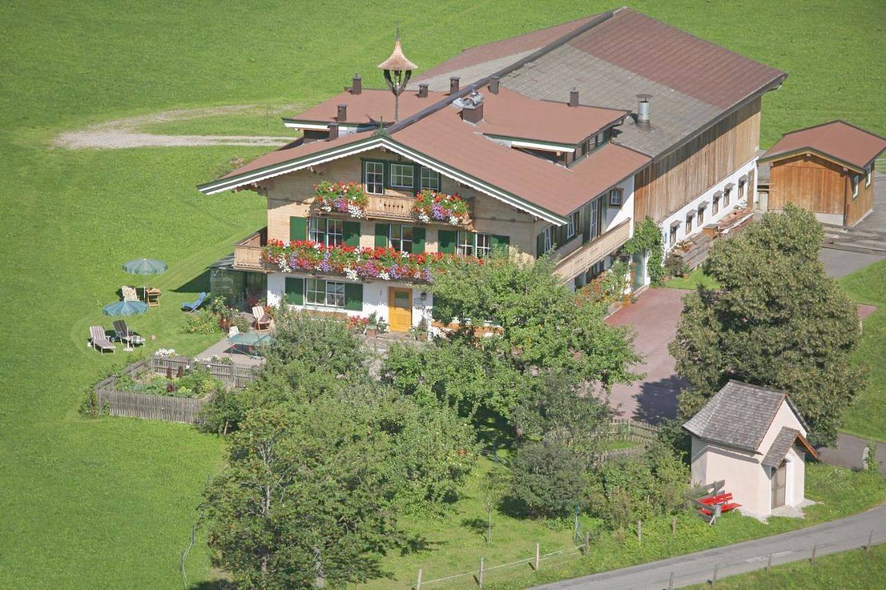 Single Room with External Toilet in Kitzbühel, Hohe Salve