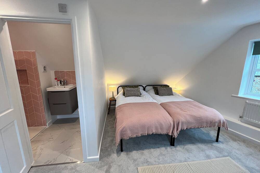 Beautiful cottage Snugglers Nook in heart of Bude near the beach, river & canal. in Bude, Cornouailles