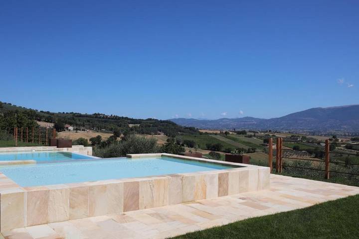 Gîte pour 4 personnes, avec jardin et sauna ainsi que piscine et vue, animaux acceptés à Bevagna - 3