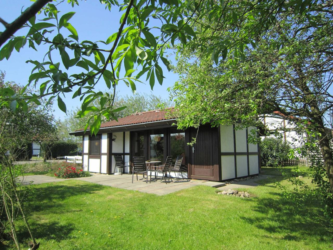 Ferienhaus Scout 48 im Feriendorf Altes Land - Ferienhaus 54 Scout 48qm für max. 6 Personen mit Haustier in Hollern-Twielenfleth, Altes Land Stade