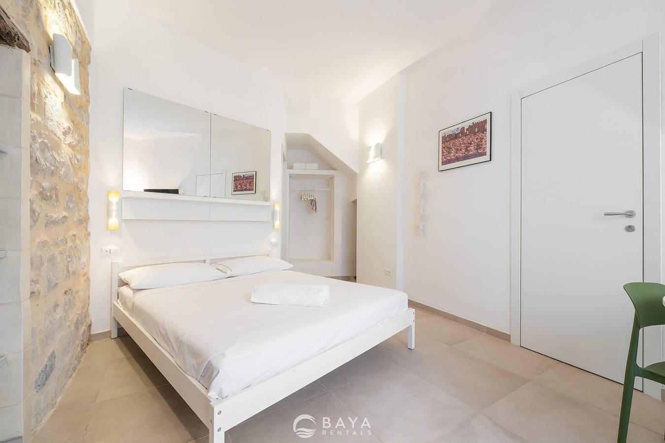 Ca  Rouge - Modern   Bright 3Br Boutique Retreat in the Heart of Carloforte in Carloforte, Provincia de Carbonia-Iglesias