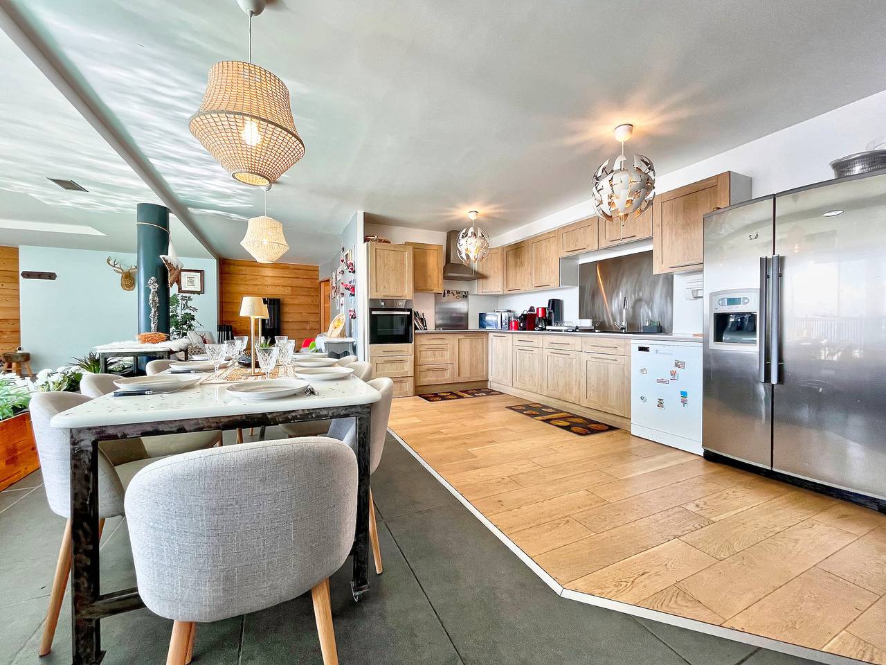 Ganze Wohnung, Appartement 'Vacances De Rêves' mit Bergblick, Innenpool, direkt an den Pisten in Chamrousse, Nationalpark Écrins