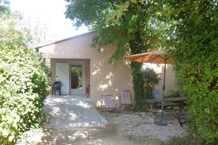 Cottage für 5 Personen, mit Terrasse und Whirlpool sowie Garten - 1