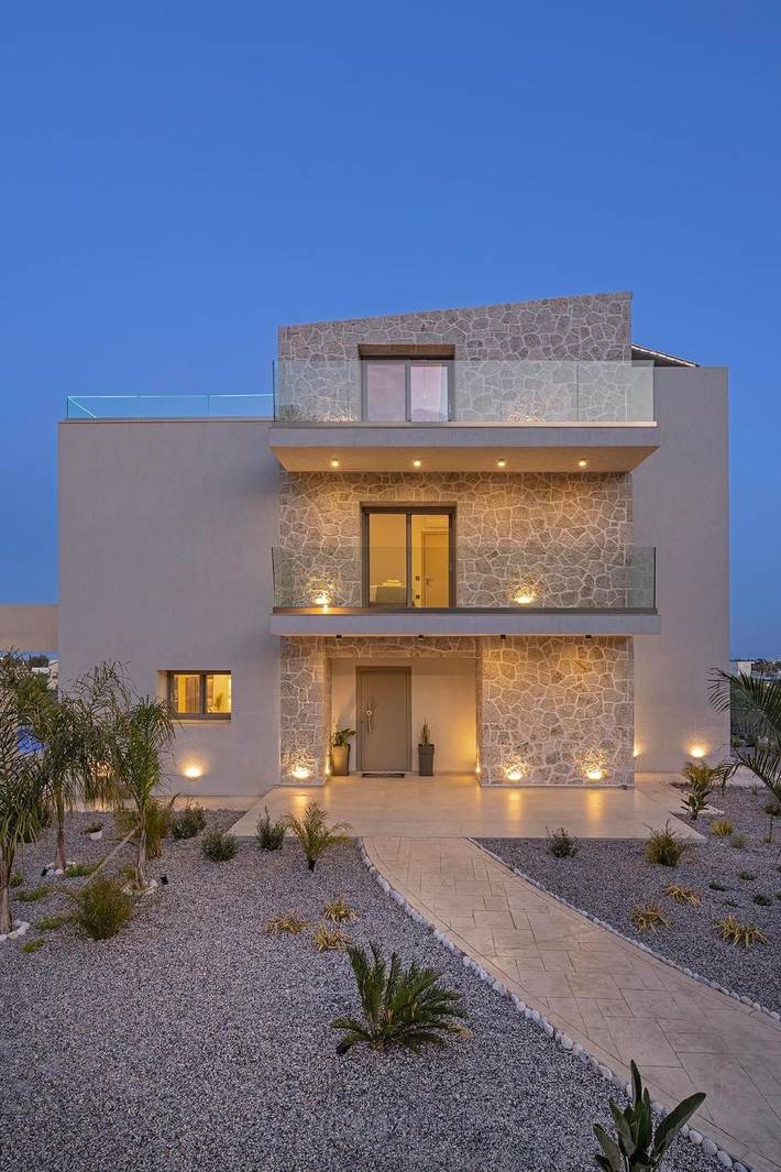 Ferienwohnung für 6 Personen, mit Whirlpool und Balkon sowie Garten in Afantou - 3