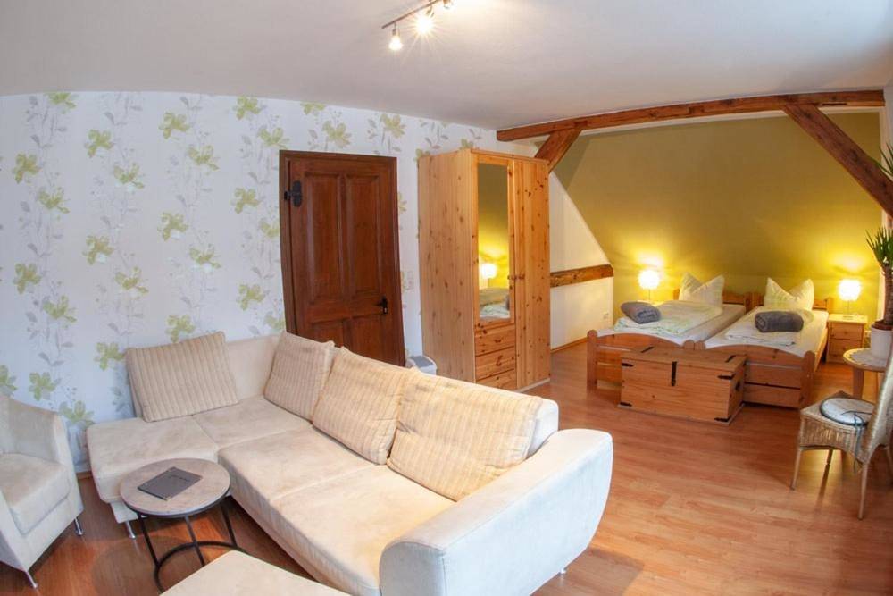 Alte Schule Café und Pension in Fürstlich Drehna, Luckau