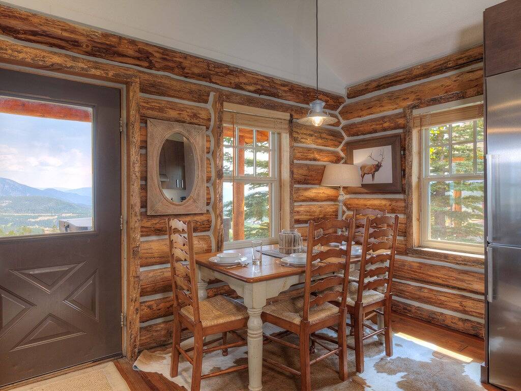 Ski-in/out Shooting Star Cowboy Heaven Cabin w/Mtn Modern Decor, Views, Hot Tub in Big Sky Mountain Village, Big Sky