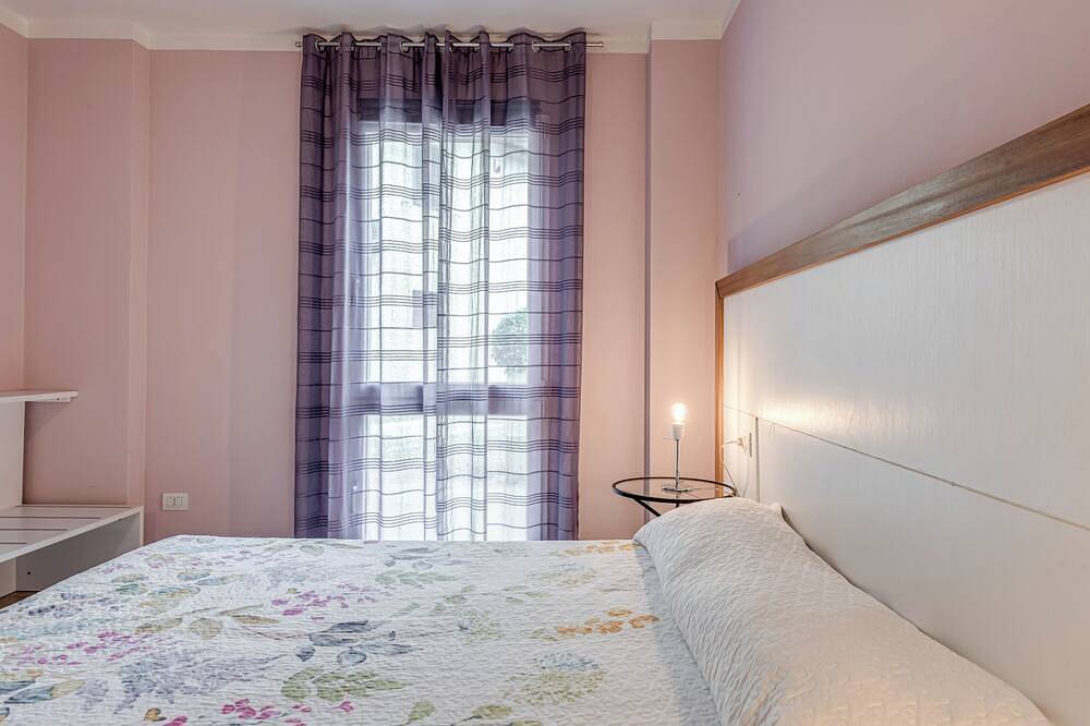 Appartement entier, Appartement 'Orciaia' avec piscine partagée, Wi-Fi et climatisation in Empoli, Province de Florence