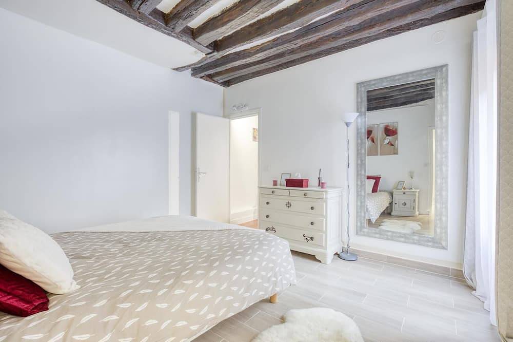 Ganze Wohnung, Quiet central location 5 minutes from the Château in Versailles, Yvelines