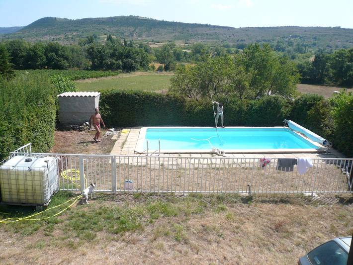 Gîte pour 8 personnes, avec piscine, animaux acceptés à Aizac