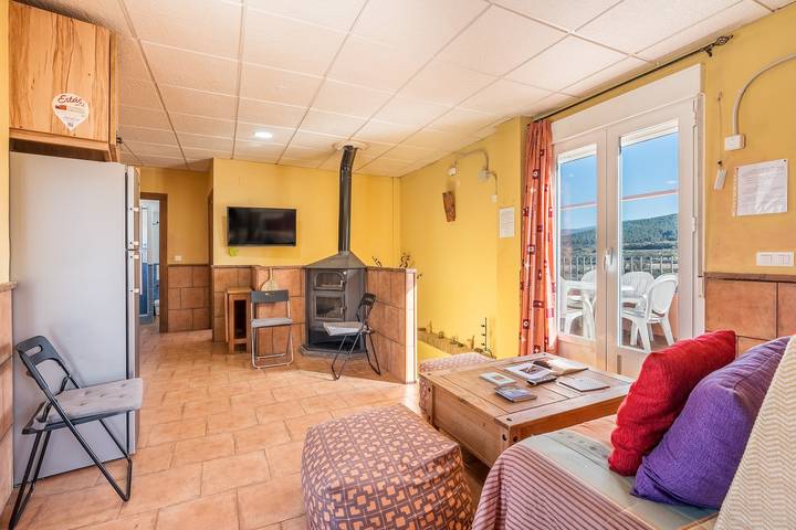 Hel lägenhet, Apartment 'Picón' with Mountain View, Private Terrace and Wi-Fi in Jerez del Marquesado, Geoparque de Granada